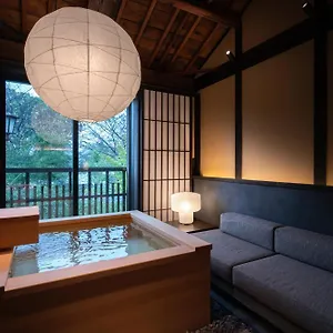 Nazuna Higashi Honganji Ryokan